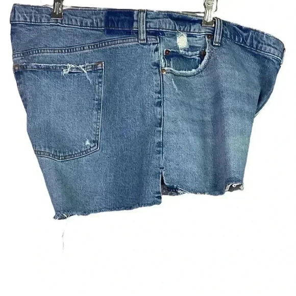 Abercrombie & Fitch Women 22 36 High Rise The Mom Cutoff Shorts Blue Raw Hem NEW - Picture 6 of 10